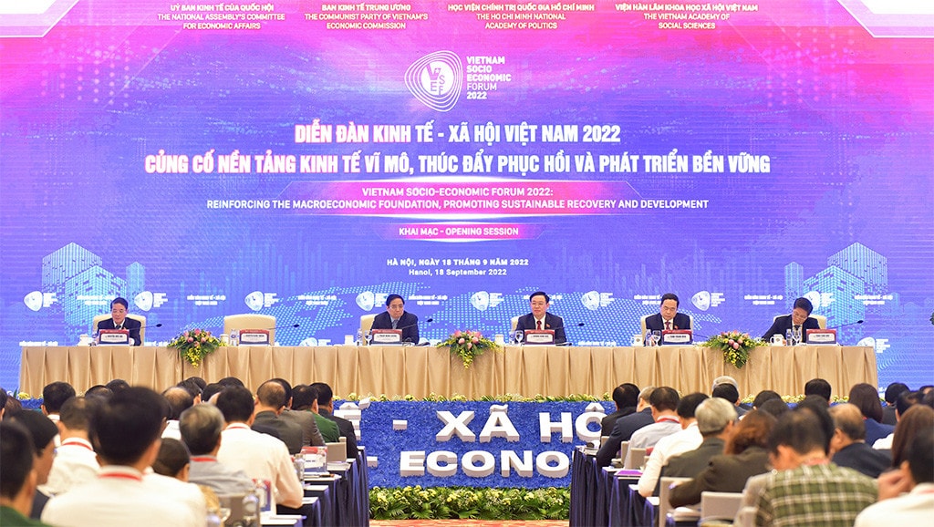 Một số hình ảnh Tọa đàm cấp cao “Củng cố nền tảng kinh tế vĩ mô, thúc đẩy phục hồi và phát triển bền vững” -0