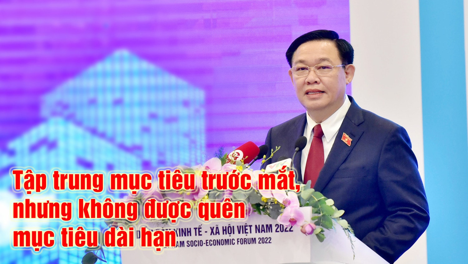 Tập trung mục tiêu trước mắt, nhưng không được quên mục tiêu dài hạn -0