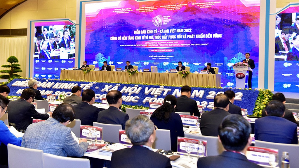 Giữ vững nền tảng kinh tế vĩ mô, nâng cao năng lực chống chịu, tính tự cường của nền kinh tế -0