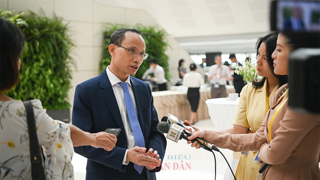 Một số hình ảnh Tọa đàm cấp cao “Củng cố nền tảng kinh tế vĩ mô, thúc đẩy phục hồi và phát triển bền vững” -3