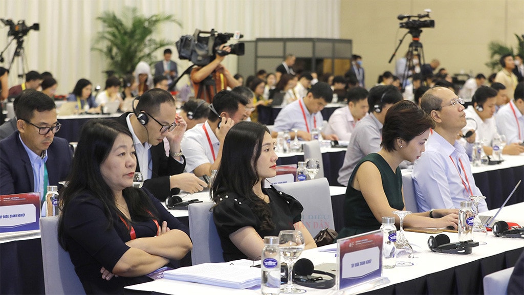 TRỰC TIẾP: Tọa đàm cấp cao “Củng cố nền tảng kinh tế vĩ mô, thúc đẩy phục hồi và phát triển bền vững” -0