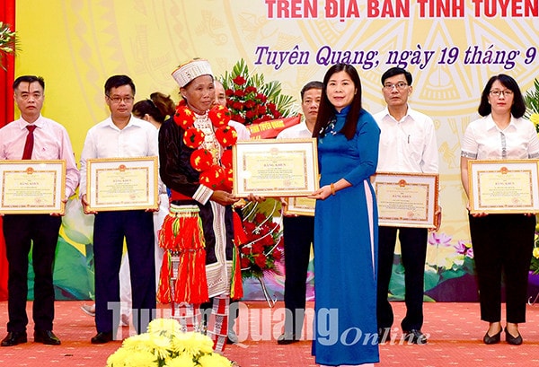 Tuyên Quang huy động các nguồn lực cho hoạt động tín dụng chính sách -0