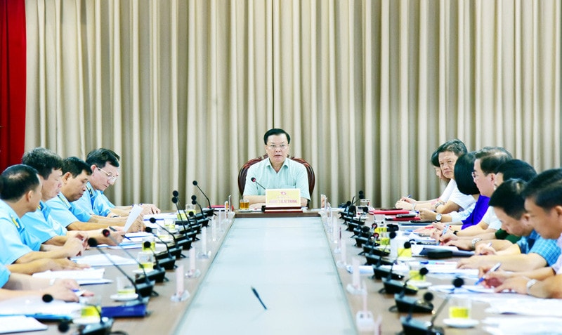 Thường trực Thành ủy Hà Nội làm việc với Bộ Tư lệnh Quân chủng Phòng không - Không quân -0
