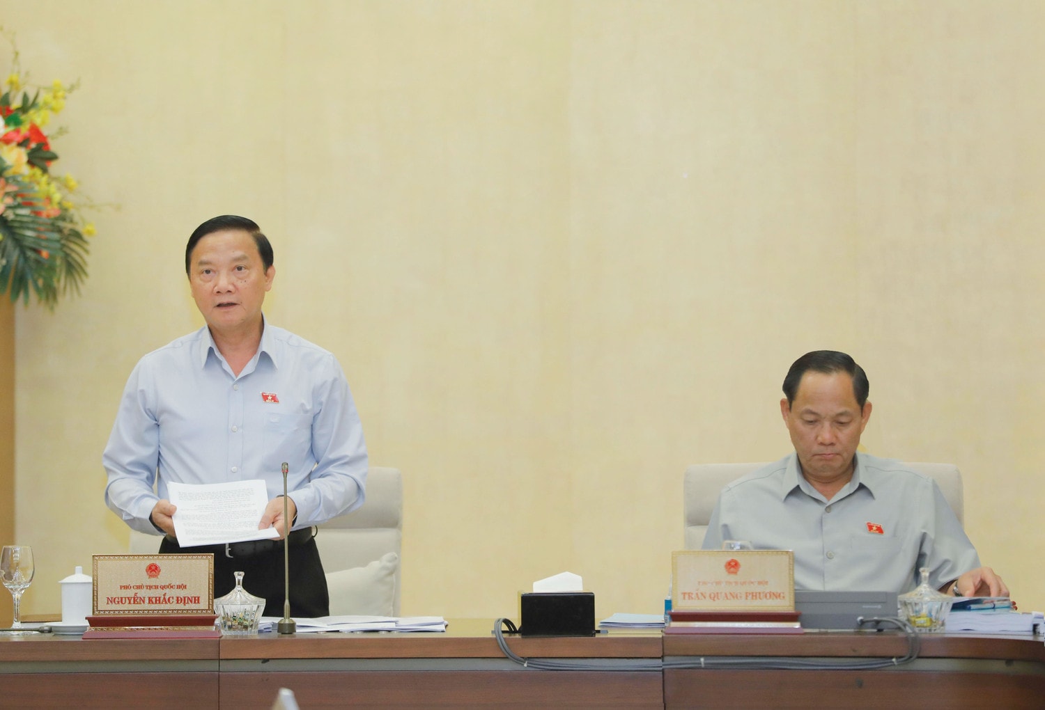 Thông qua về nguyên tắc 2 dự thảo Nghị quyết của Ủy ban Thường vụ Quốc hội