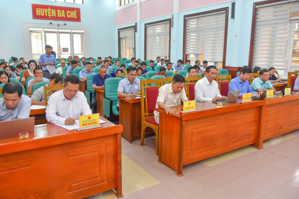 Đoàn ĐBQH tỉnh Quảng Ninh tiếp xúc cử tri trước Kỳ họp thứ Tư, Quốc hội Khóa XV -0