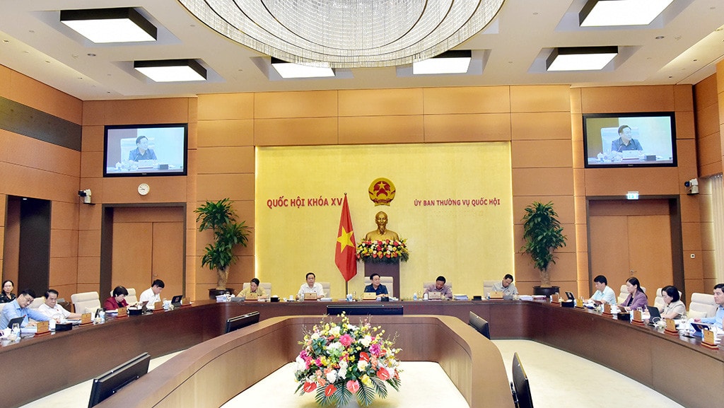 Ủy ban Thường vụ Quốc hội cho ý kiến lần đầu về dự án Luật Đất đai (sửa đổi) -2