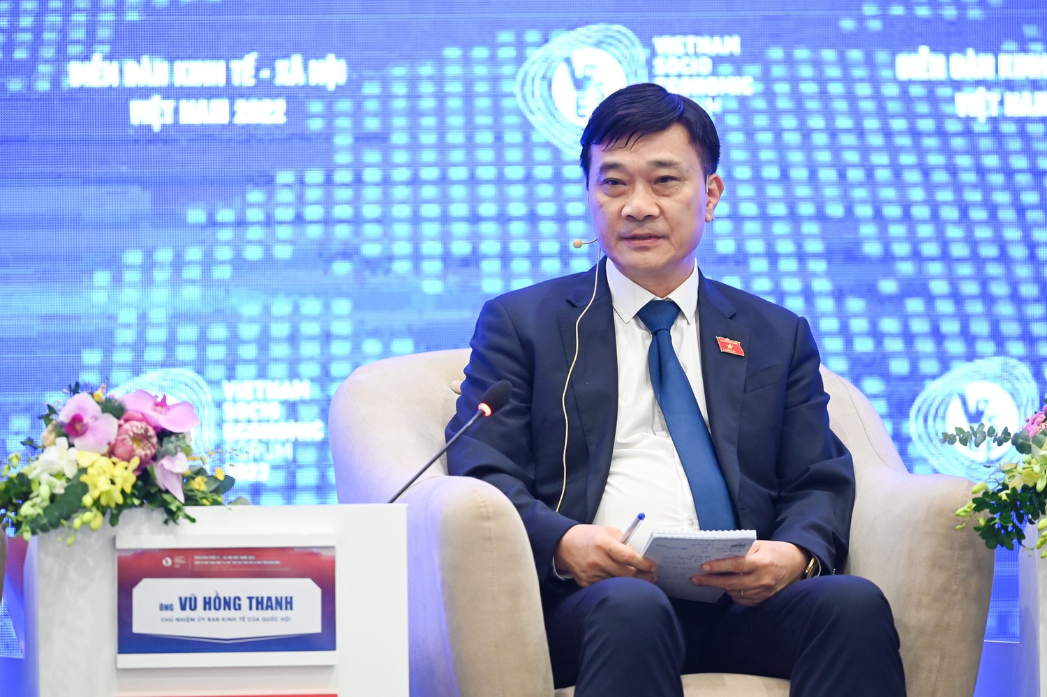 Quyết sách kịp thời, vượt qua thách thức -0