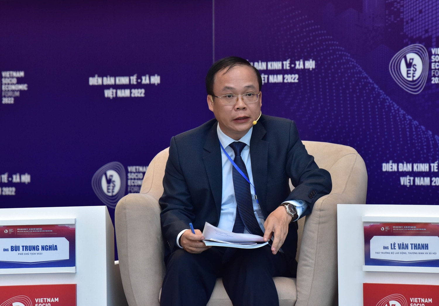 Quyết sách kịp thời, vượt qua thách thức -0
