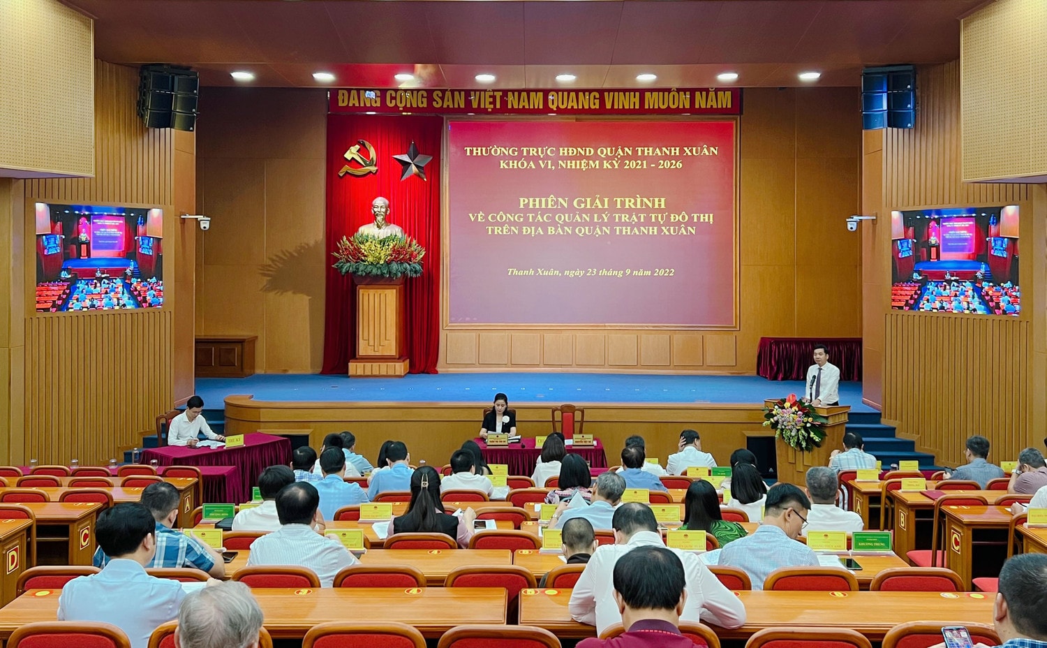 Bàn giải pháp, đưa lộ trình để xử lý ùn tắc giao thông -0