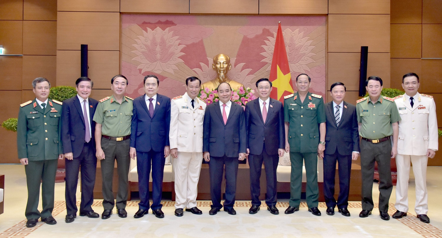 Chủ tịch Nước Nguyễn Xuân Phúc, Chủ tịch Quốc hội Vương Đình Huệ dự kỷ niệm 30 năm thành lập Ủy ban Quốc phòng và An ninh -0