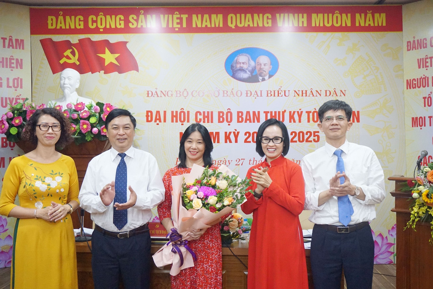 Đại hội Chi bộ Ban Thư ký tòa soạn nhiệm kỳ 2022 - 2025 thành công tốt đẹp -0