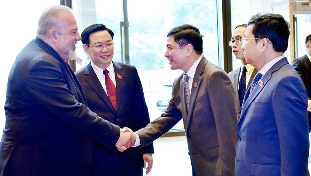 Một số hình ảnh Chủ tịch Quốc hội Vương Đình Huệ tiếp Thủ tướng Cộng hòa Cuba Manuel Marrero Cruz