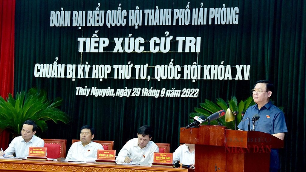 Một số hình ảnh Chủ tịch Quốc hội Vương Đình Huệ tiếp xúc cử tri huyện Thuỷ Nguyên, TP. Hải Phòng