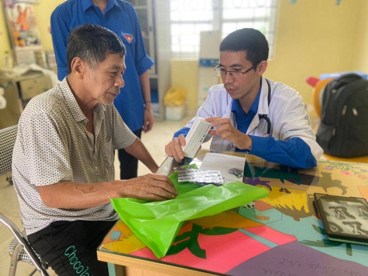 Đoàn Thanh niên Văn phòng Quốc hội tổ chức Chương trình thiện nguyện tại Hoà Bình -5