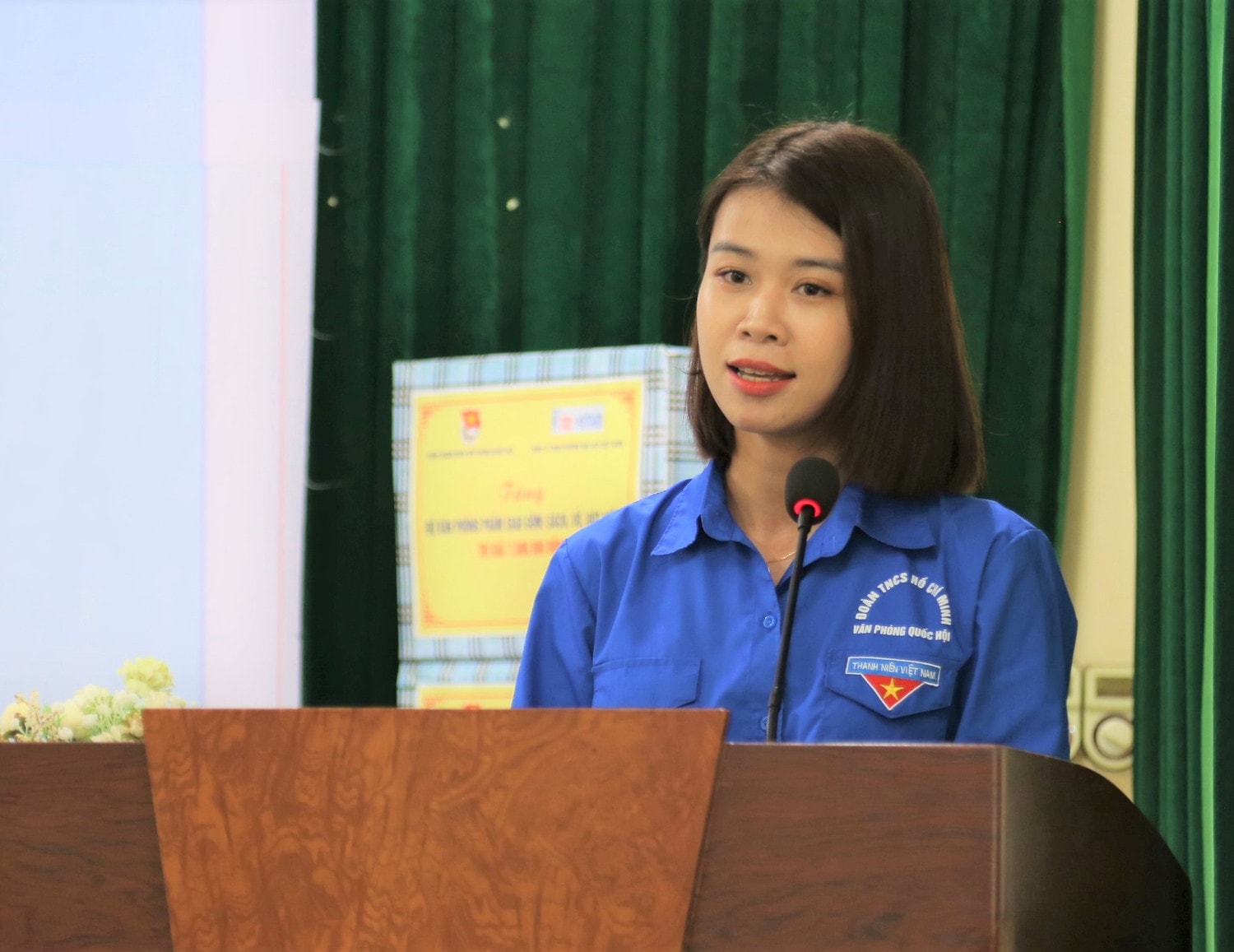 Đoàn Thanh niên Văn phòng Quốc hội tổ chức Chương trình thiện nguyện tại Hoà Bình -0