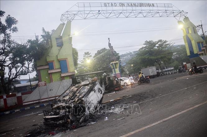 Indonesia đánh giá toàn diện giải bóng đá Liga 1 sau thảm kịch sân cỏ khiến 125 người thiệt mạng -0