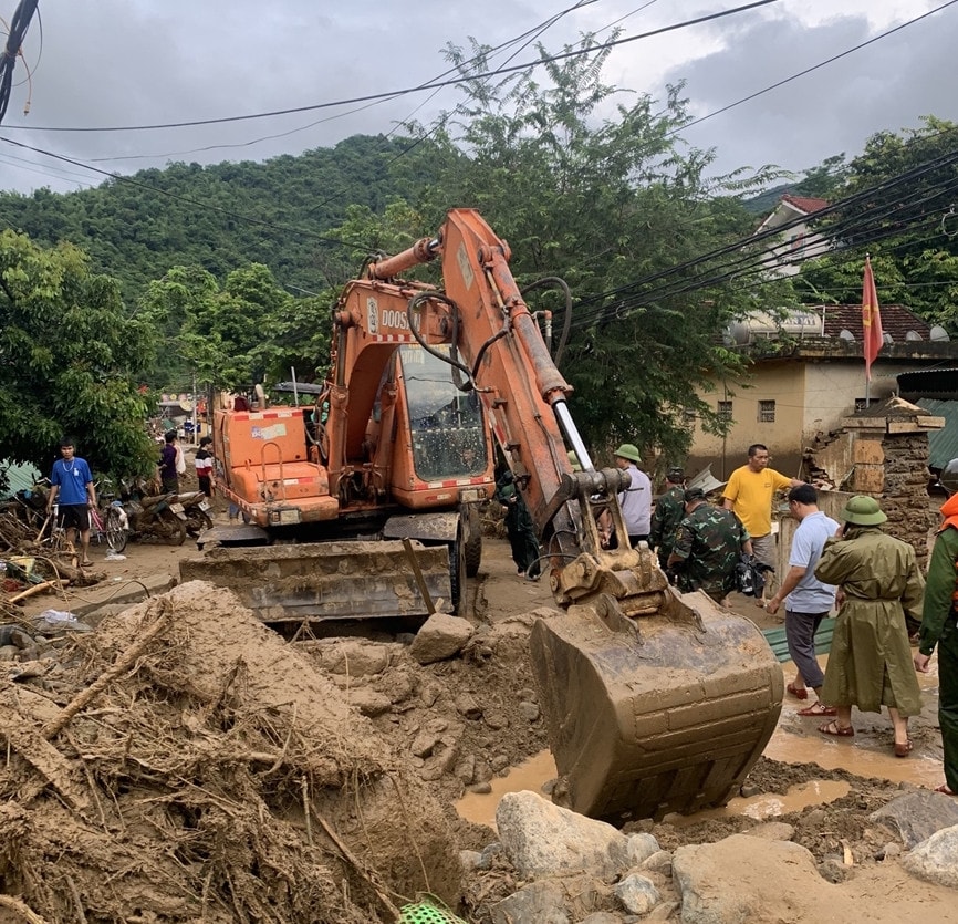 Tập trung ứng phó, khắc phục hậu quả mưa lũ -0