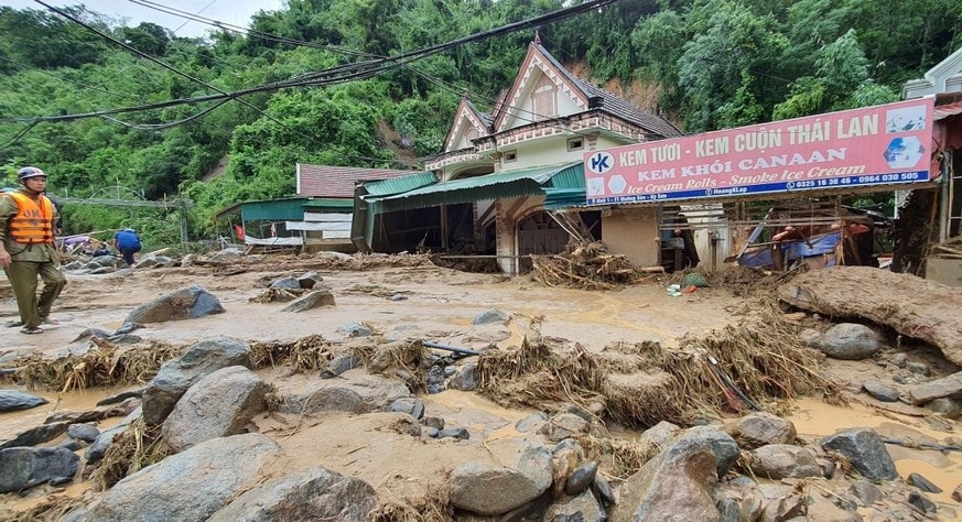 Tập trung ứng phó, khắc phục hậu quả mưa lũ -0