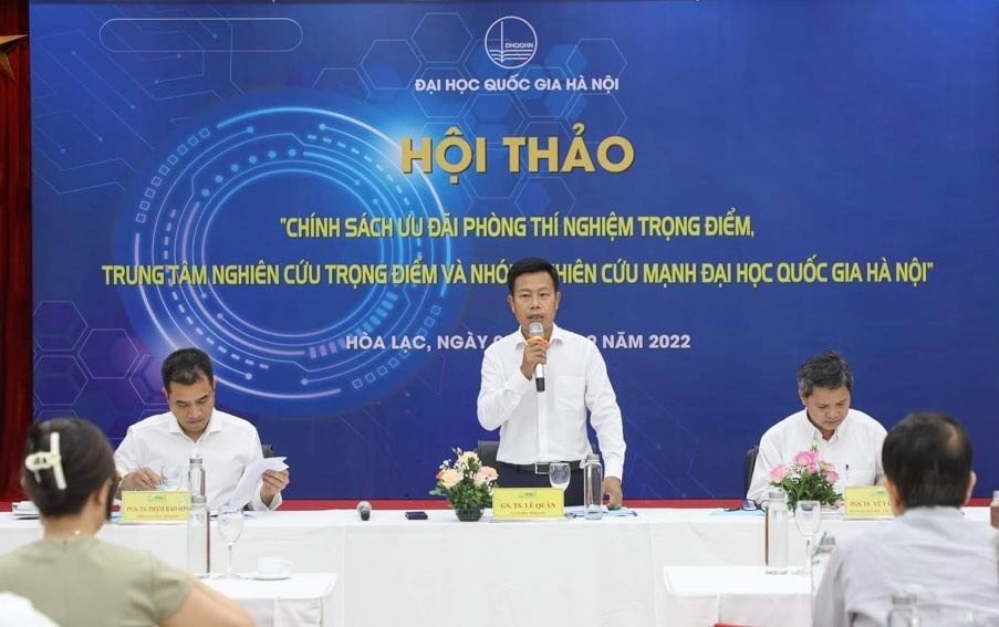 Chính sách nào để giữ chân người tài làm nghiên cứu khoa học? -0