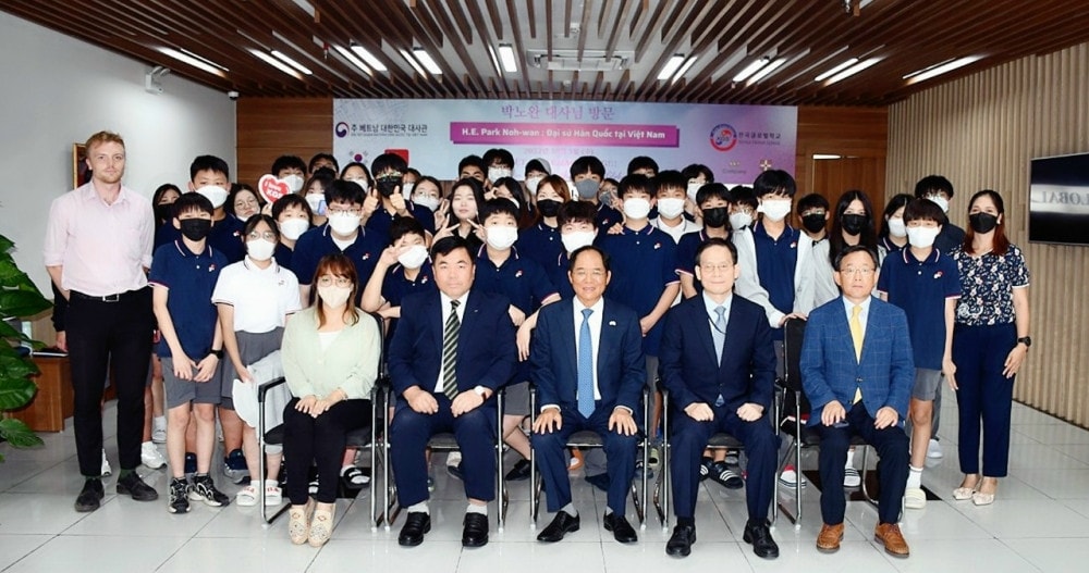 Đoàn đại sứ Hàn Quốc thăm Trường liên cấp quốc tế Korea Global School -0