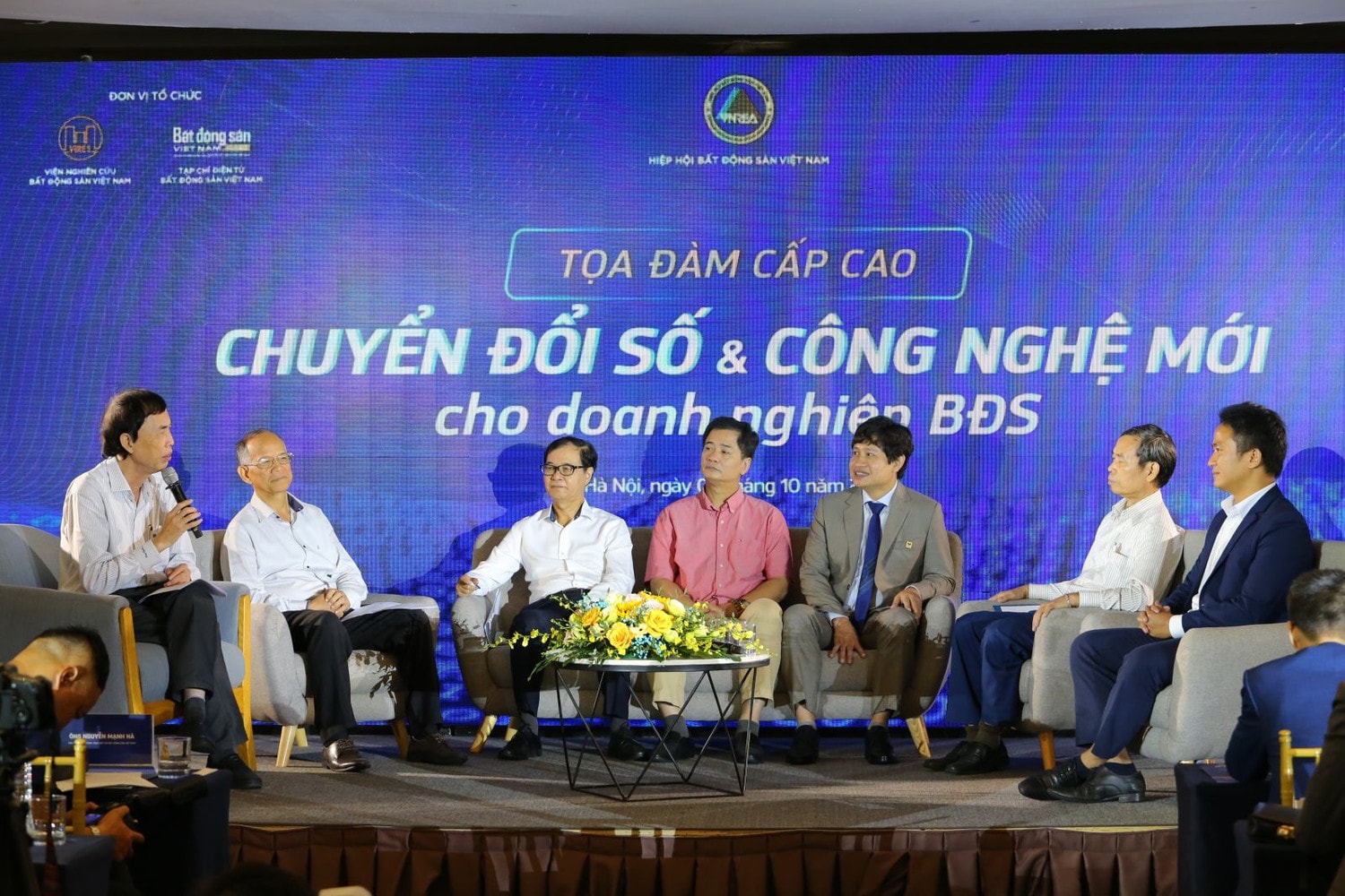 Chuyển đổi số bất động sản, người đứng đầu doanh nghiệp phải thực sự quyết tâm -0