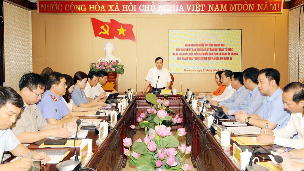 Đoàn ĐBQH tỉnh Thanh Hóa làm việc với UBND, Ủy ban MTTQ tỉnh, và các cơ quan khối tư pháp -0