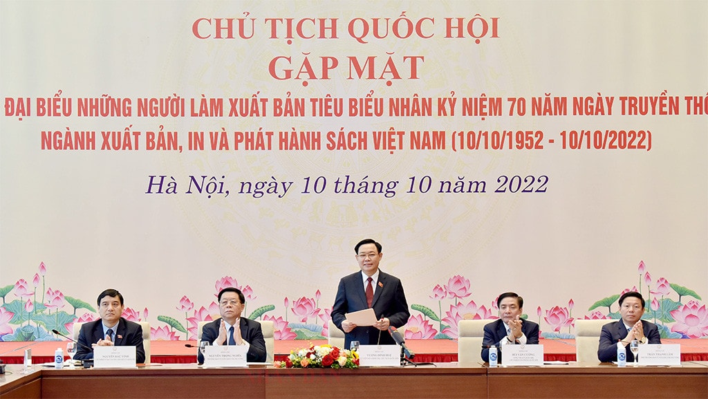 Chủ tịch Quốc hội Vương Đình Huệ: Ngành xuất bản phải góp phần tạo lập sức mạnh quốc gia
