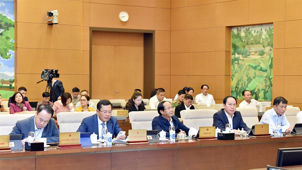 Một số hình ảnh khai mạc Phiên họp thứ Mười sáu của Ủy ban Thường vụ Quốc hội