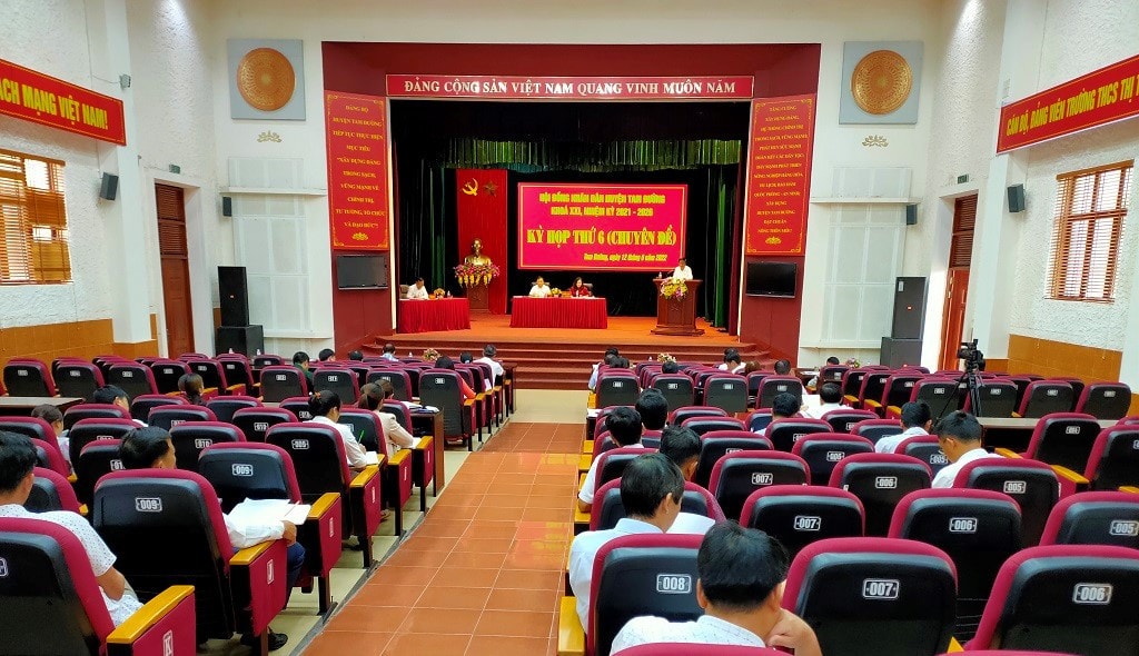 Kỳ họp thứ 6 (chuyên đề) HĐND huyện Tam Đường Khóa XXI, nhiệm kỳ 2021 - 2026 - ẢNH HOÀNG CƯỜNG