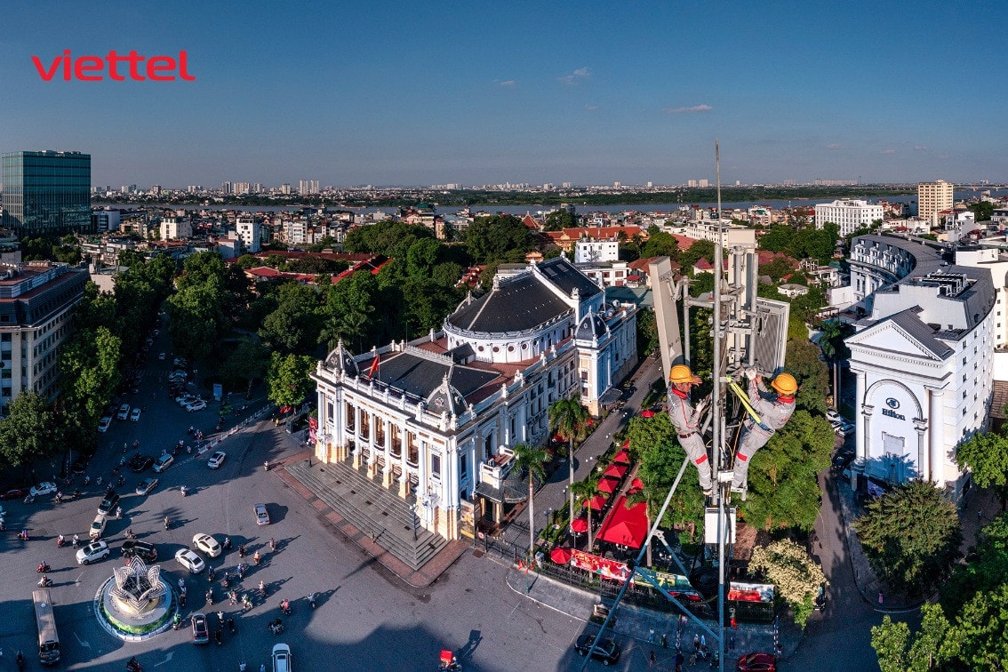 Viettel duy trì vị thế dẫn dắt số 1 Việt Nam về chuyển đổi số lĩnh vực viễn thông và công nghiệp công nghệ cao -0