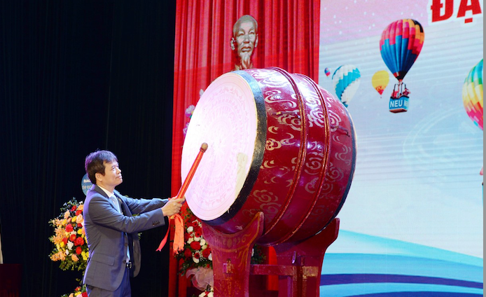 Trường Đại học Kinh tế Quốc dân khai giảng năm học mới -0
