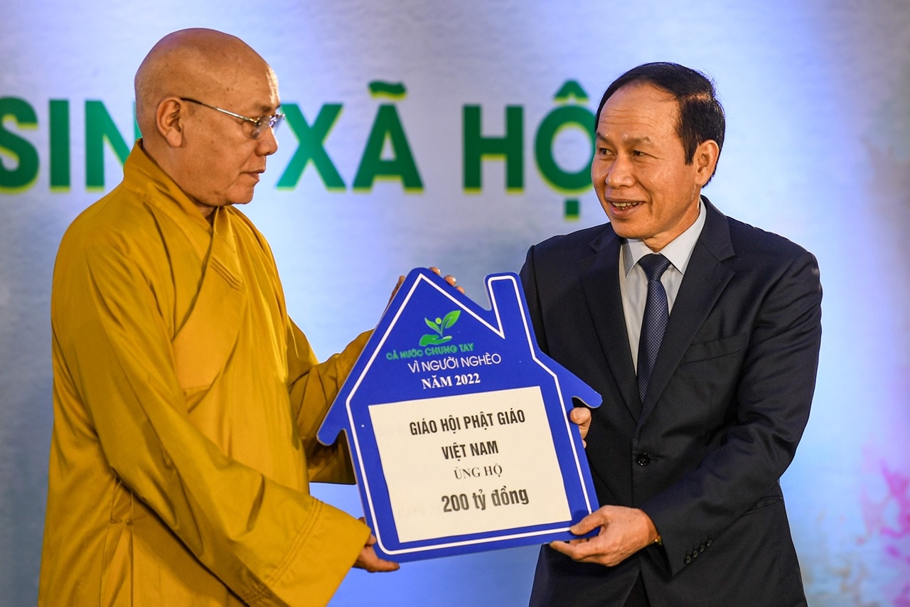 Nhiều cơ quan, đơn vị, doanh nghiệp, nhà hảo tâm ủng hộ “Quỹ Vì người nghèo và an sinh xã hội” -0
