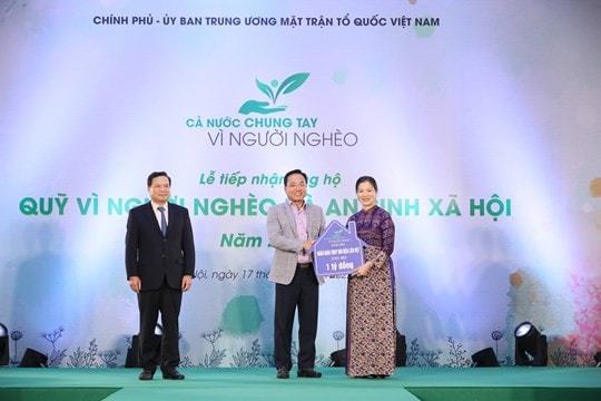 Nhiều cơ quan, đơn vị, doanh nghiệp, nhà hảo tâm ủng hộ “Quỹ Vì người nghèo và an sinh xã hội” -0