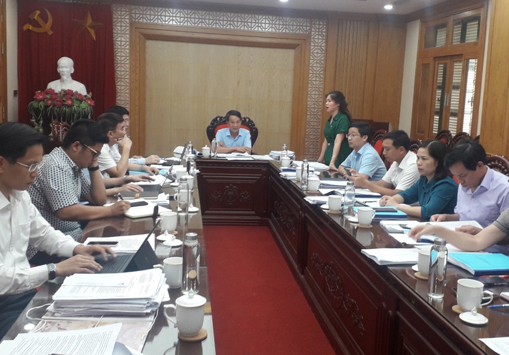 Ban Kinh tế - Ngân sách HĐND tỉnh Bắc Giang tổ chức hội nghị thẩm tra dự thảo Nghị quyết thông qua Kế hoạch sử dụng đất 5 năm 2021 - 2025 tỉnh - ẢNH V. CƯỜNG