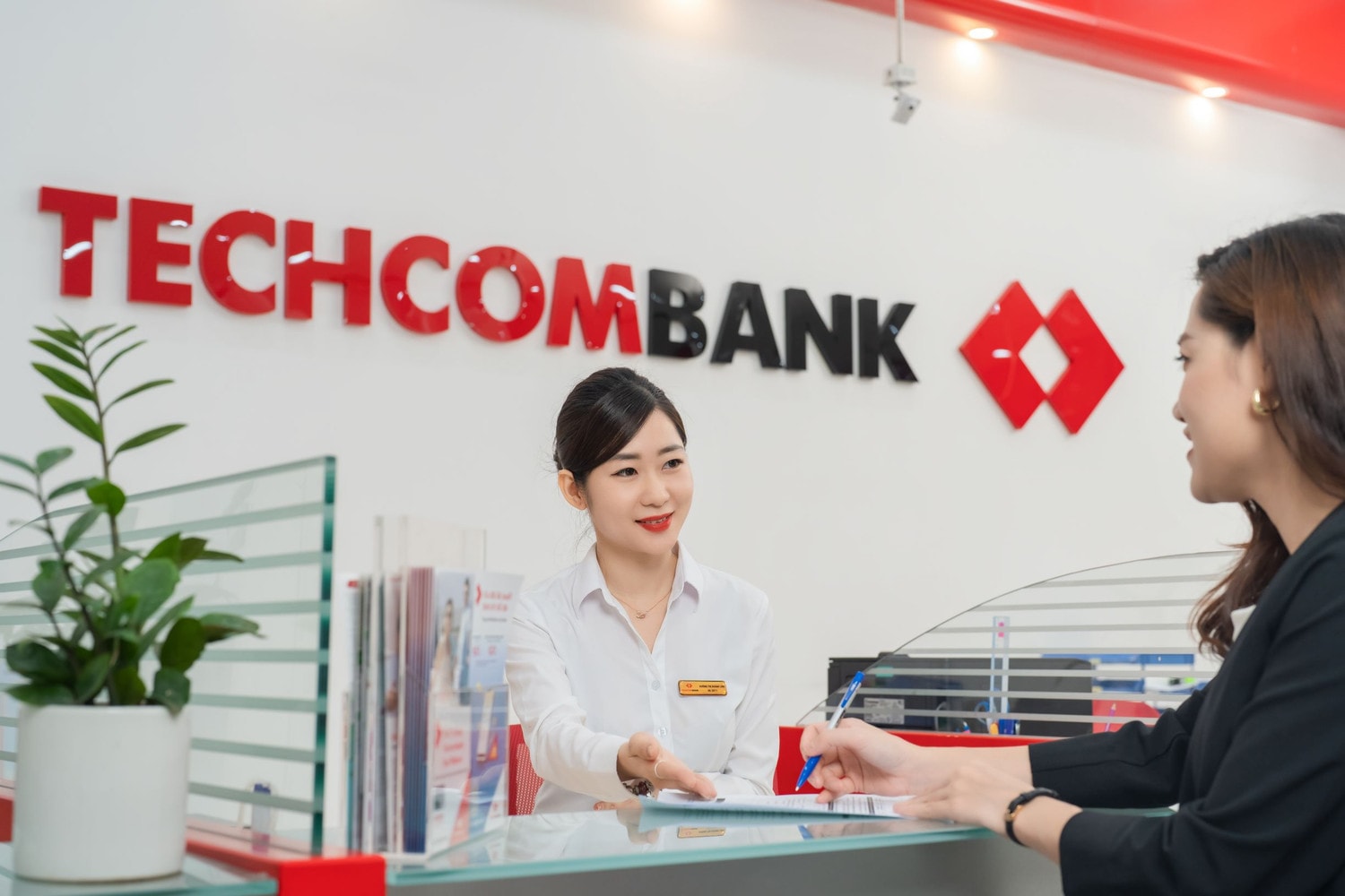 Techcombank: Tăng trưởng mạnh trong Quý 3.2022, tỷ lệ CASA vẫn dẫn đầu ngành -0