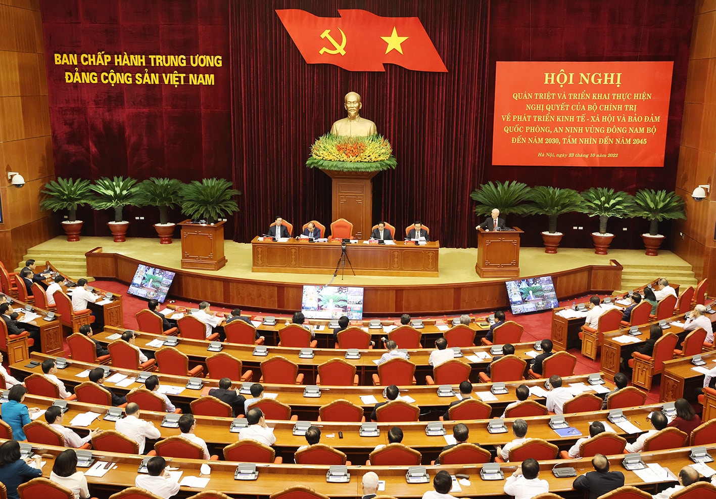 Bộ Chính trị tổ chức Hội nghị quán triệt Nghị quyết 24 về phát triển vùng Đông Nam Bộ -0