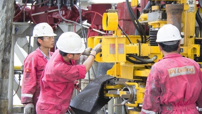 Người lao động dầu khí trên các công trình biển