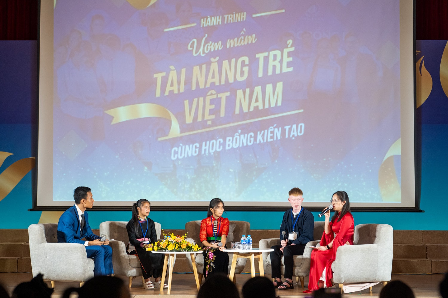 VinSchool trao học bổng kiến tạo năm thứ 2 cho 40 học sinh -0