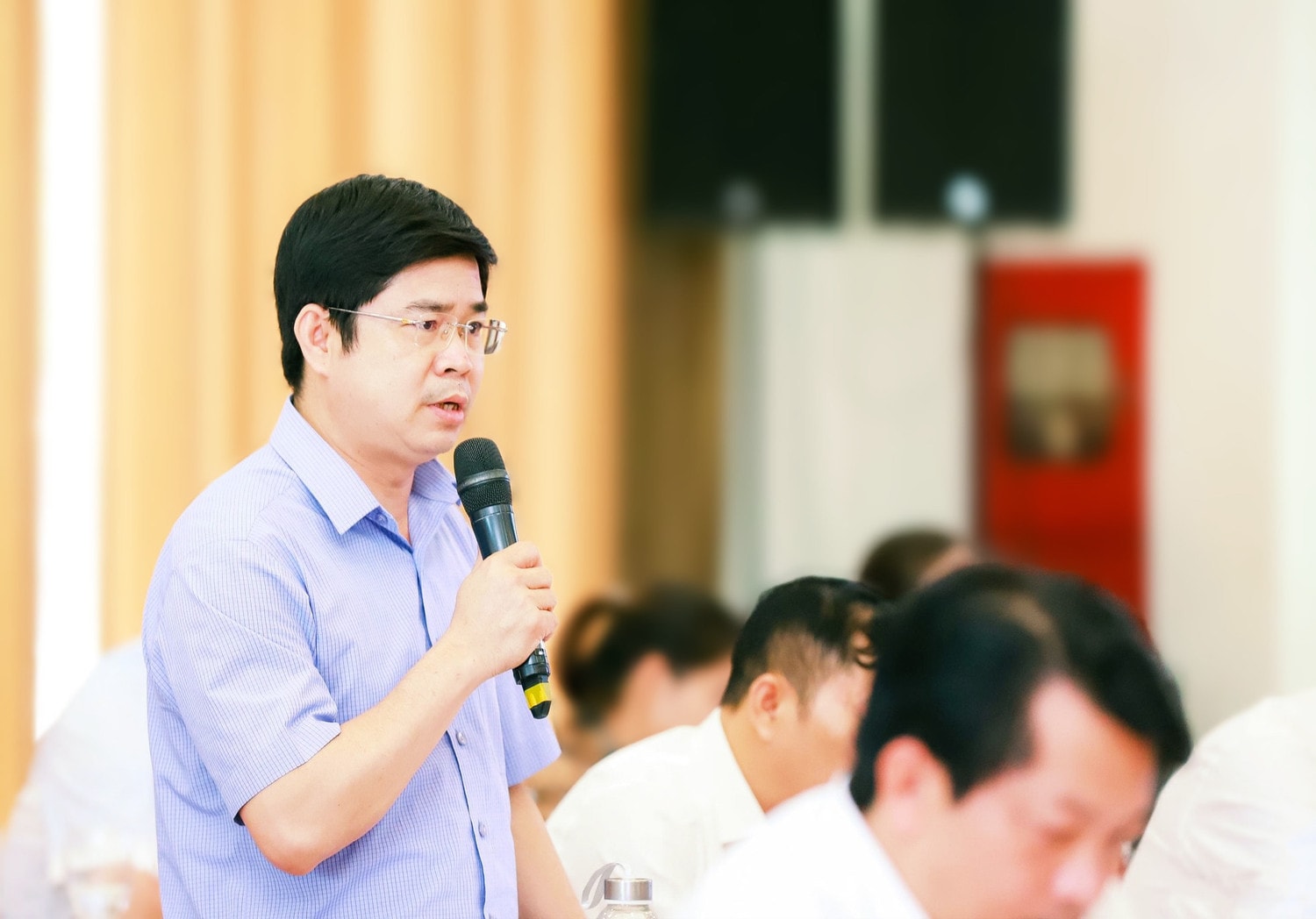 Chủ tịch UBND huyện Thanh Chương Trình Văn Nhã phát biểu tại Phiên giải trình về công tác quản lý và sử dụng tài sản công sau sáp nhập đơn vị hành chính và các đơn vị sự nghiệp công lập trên địa bàn tỉnh Nghệ An Sôi nổi, trách nhiệm, rõ lộ trình và giải pháp -0