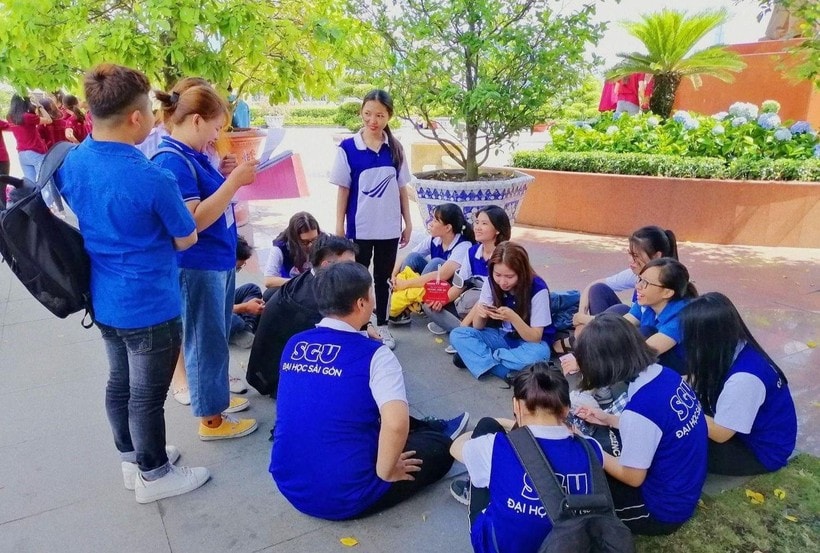 Sinh viên sư phạm 