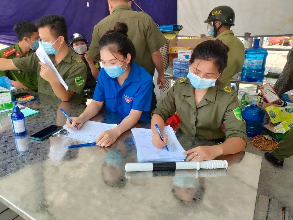 Bài 3: Kết quả từ chủ trương hợp lòng dân -0