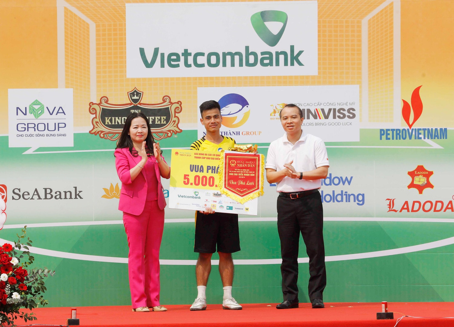 Lễ Bế mạc và trao giải Giải bóng đá các cơ quan Trung ương mở rộng tranh Cúp Báo Đại biểu Nhân dân lần thứ 23 -4