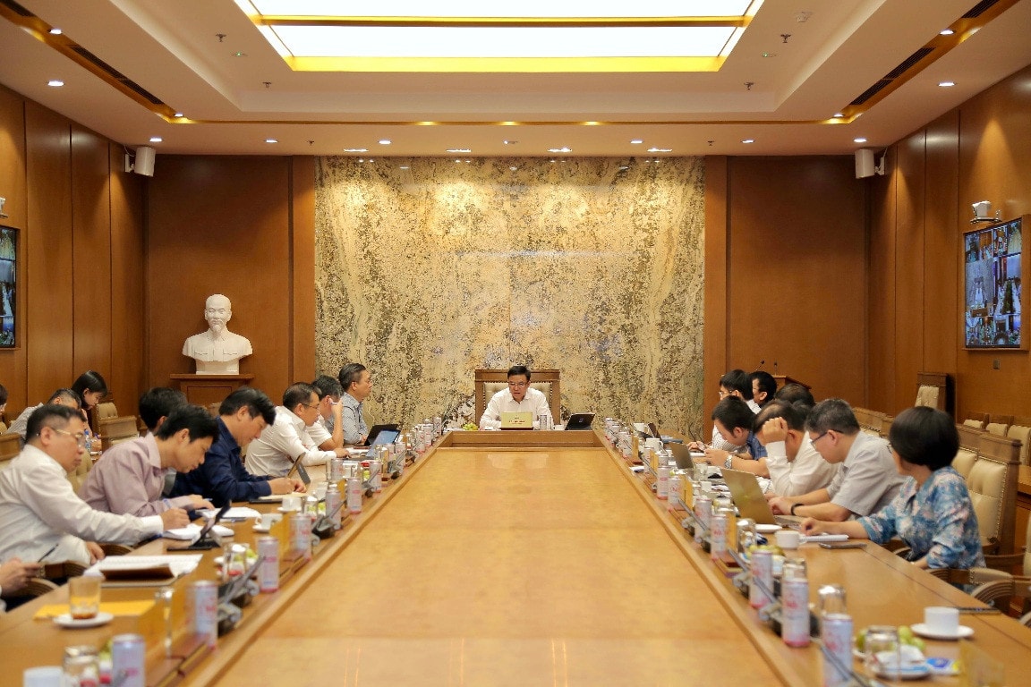 Cuộc họp Giao ban CEO tháng 11 - 2022 Petrovietnam về đích chỉ tiêu sản lượng khai thác dầu thô, nỗ lực cung ứng tối đa xăng dầu cho thị trường -0