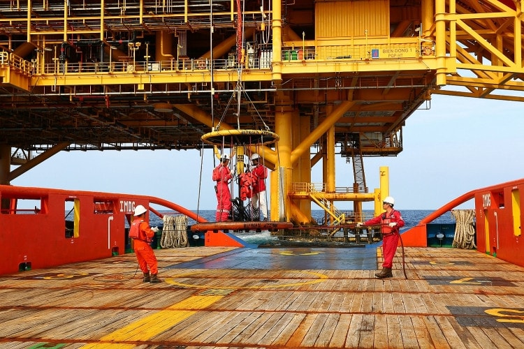 Petrovietnam về đích chỉ tiêu sản lượng khai thác dầu thô, nỗ lực cung ứng tối đa xăng dầu cho thị trường -0