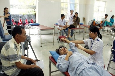 Bảo đảm quyền tiếp cận thông tin cho người khuyết tật nghe nói trong khám bệnh, chữa bệnh -0