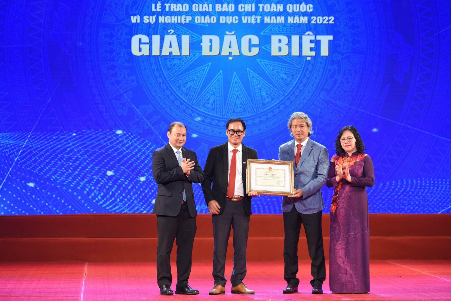giai-dac-biet-174.jpg -0