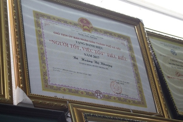 Nghệ nhân thêu Hoàng Thị Khương – Những kiệt tác tạo nên từ nghị lực phi thường -0