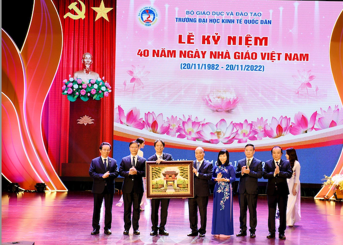 Mỗi cơ sở giáo dục đại học phải đi tiên phong trong đổi mới sáng tạo -0