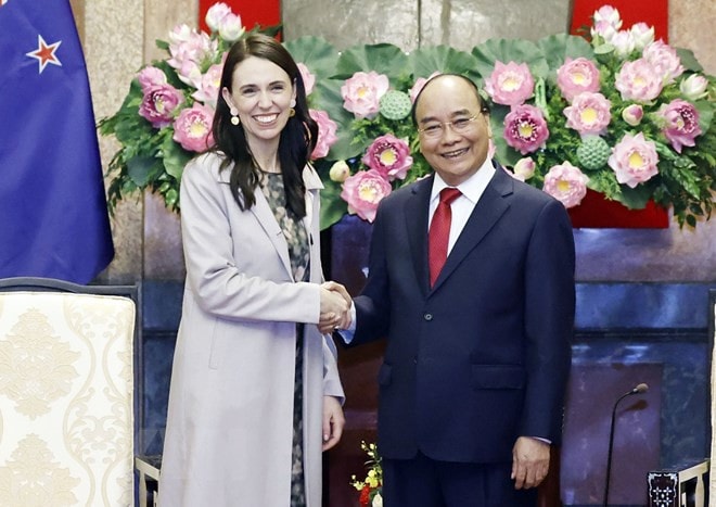 Chủ tịch Nước Nguyễn Xuân Phúc tiếp Thủ tướng New Zealand Jacinda Ardern -0