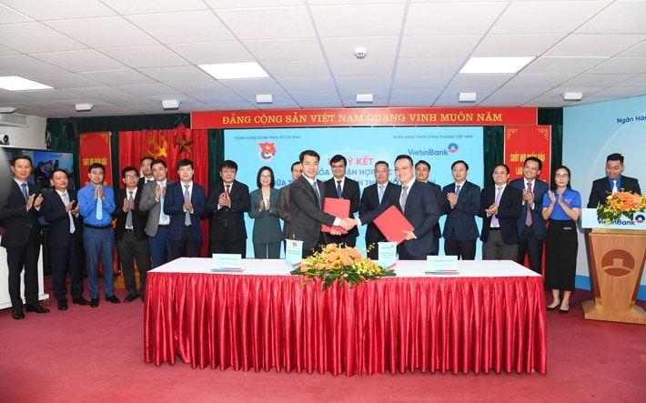 VietinBank và Trung ương Đoàn ký kết hợp tác giai đoạn 2022-2025 -0